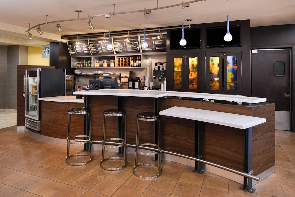 Country Inn & Suites by Radisson Brown Deer Milwaukee North - photo 33