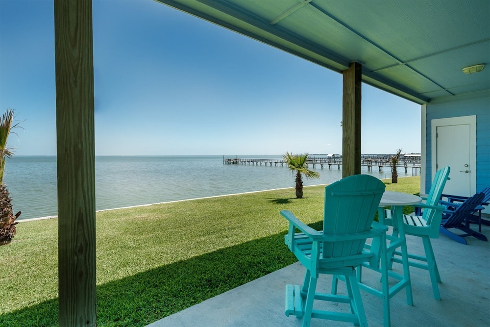 Bella Costa by Miss Kitty s — 4-Star Luxury Hotel in Rockport, United States