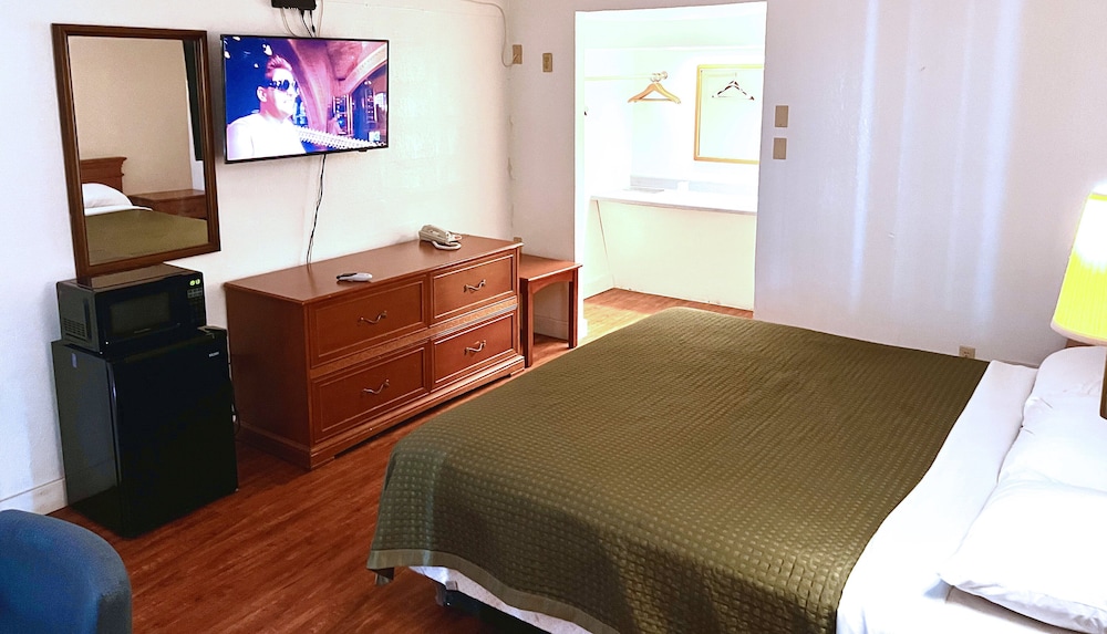 Thunderbird Motel Hillsboro - photo 12