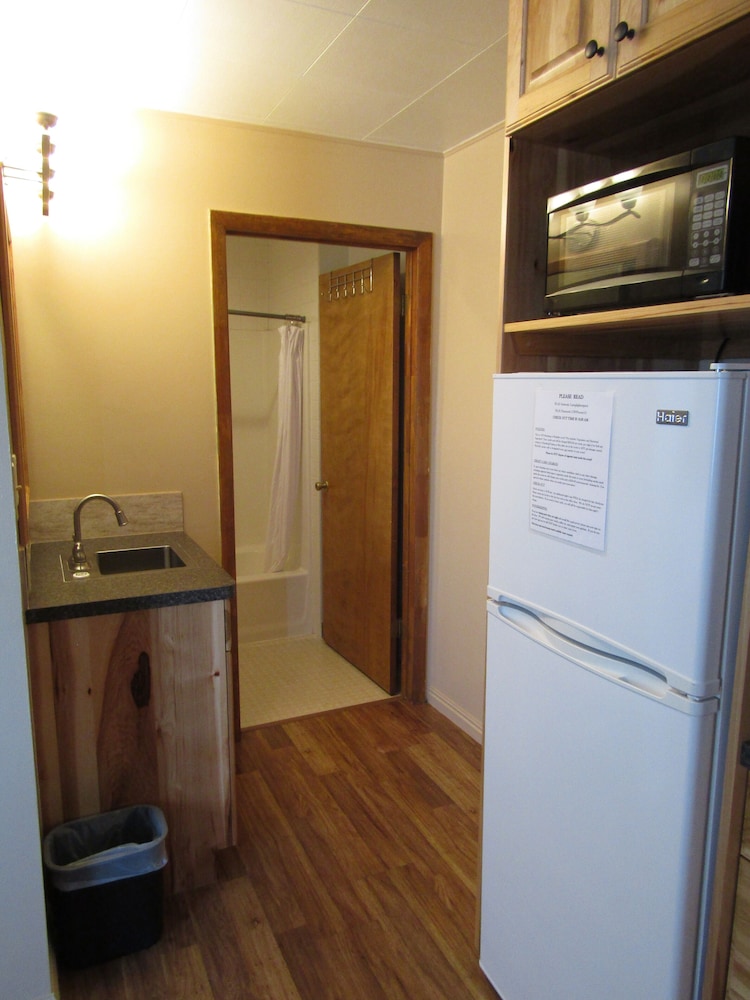 Lamplighter Lodge - photo 41