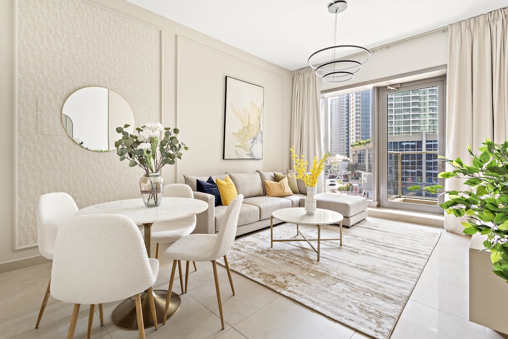 Silkhaus Sparkle Dubai Marina — 4-Star Luxury Hotel in Dubai, United Arab Emirates