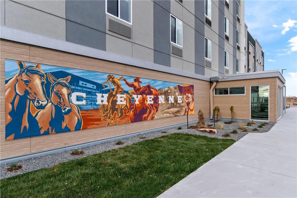 Everhome Suites Cheyenne - photo 3