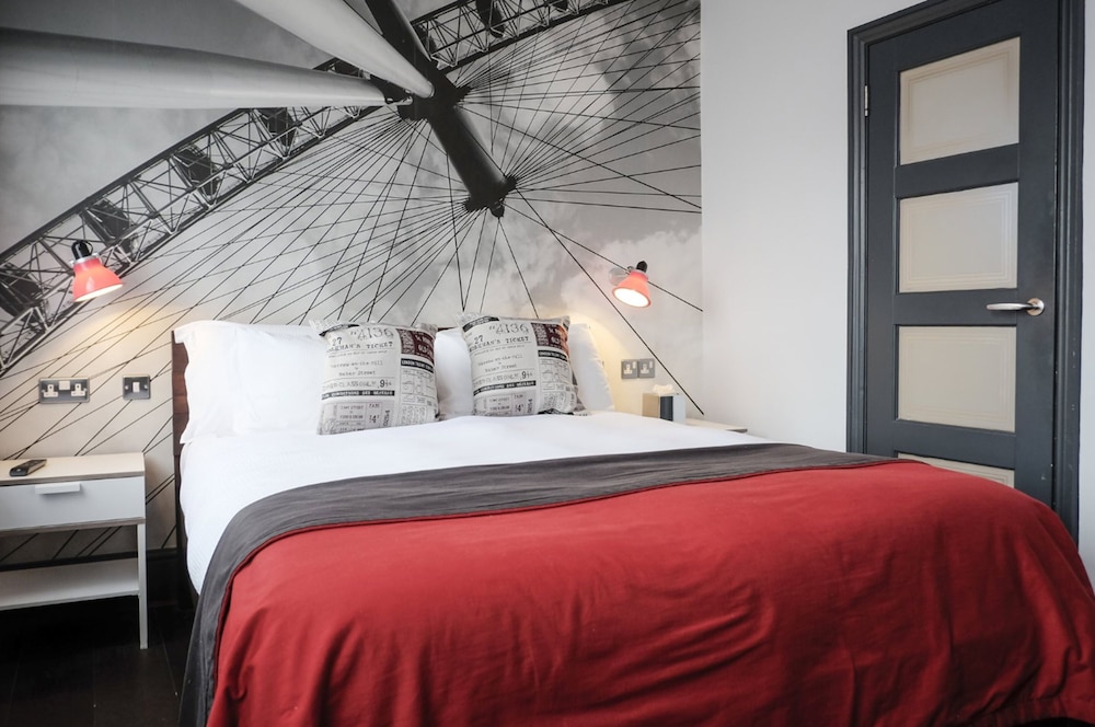 The Wellington Hotel