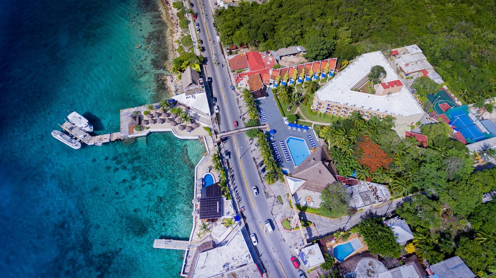 Hotel image of Casa del Mar Cozumel Hotel & Dive Resort with Beach Club access included