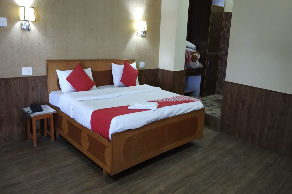 Oyo 22753 R Maiden in Kasauli, India