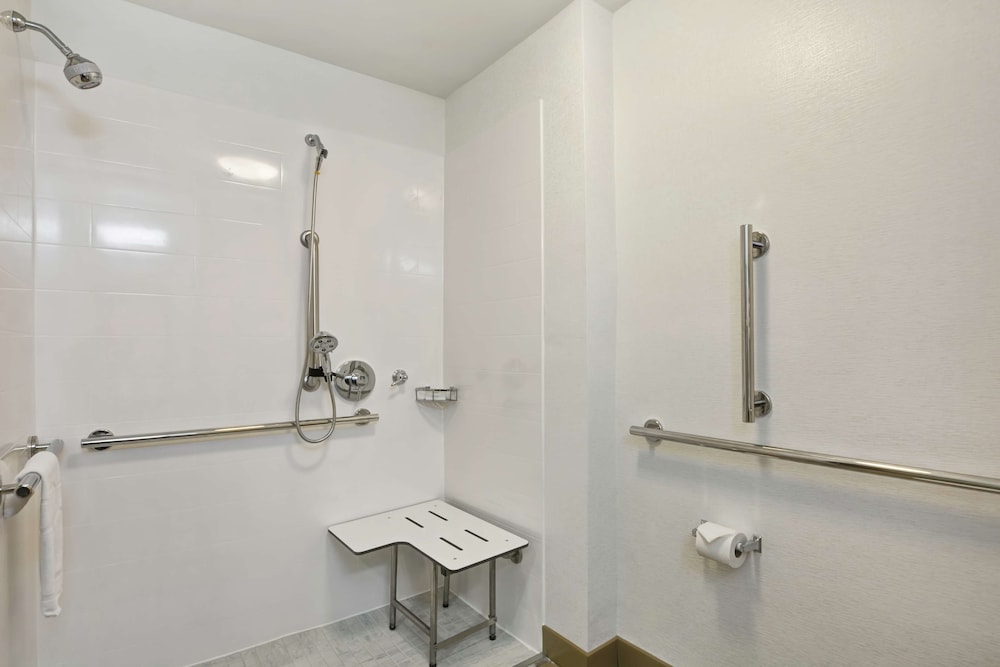Hampton Inn & Suites Boynton Beach - photo 29