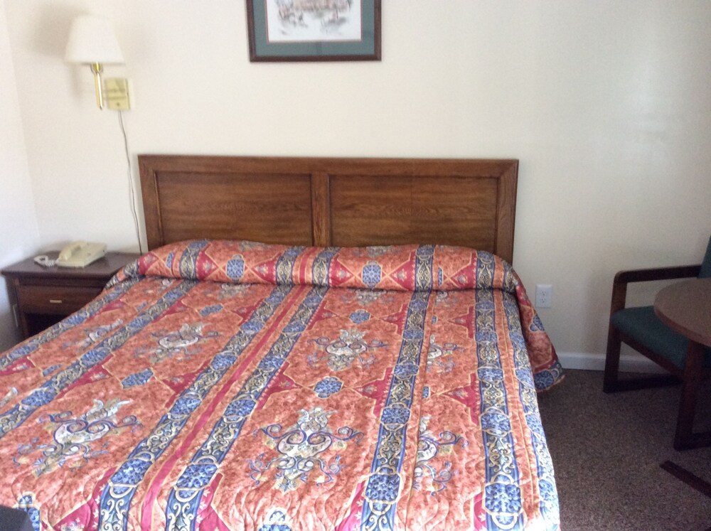 Tidewater Motel - photo 4