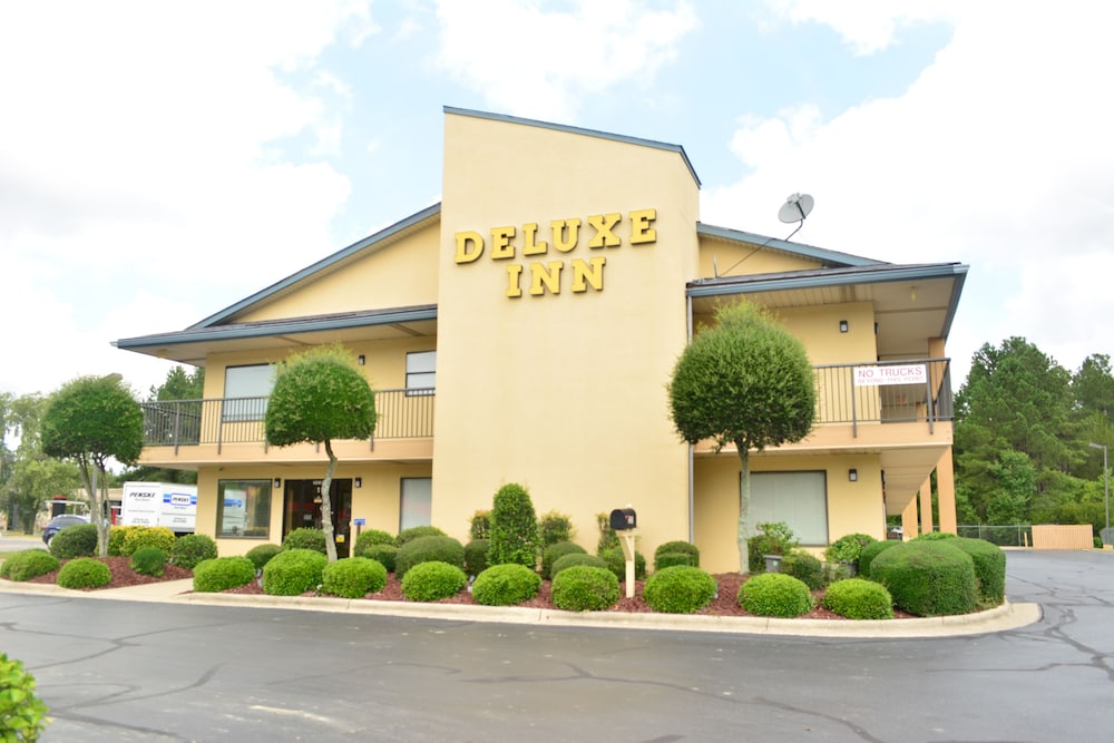 Deluxe Inn Fayetteville I 95 Exit 49 - photo 67