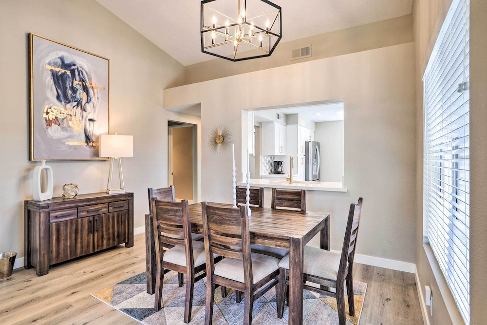 Chic Palm Desert Condo with Resort Style Amenities - photo 20