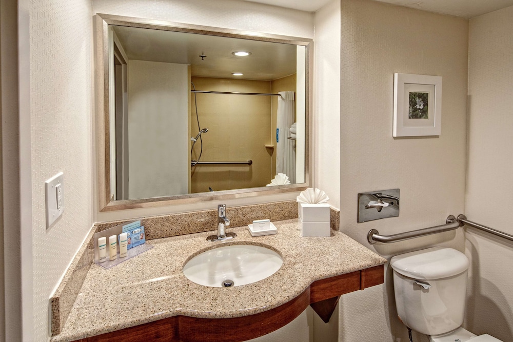 Hampton Inn by Hilton Charlotte Matthews - photo 17