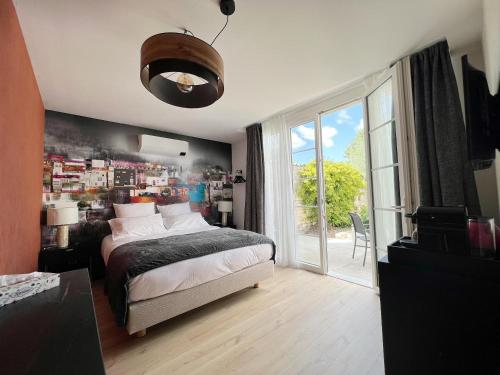 Le 240b #1 - carbon neutral hotel in Saint-Mard
