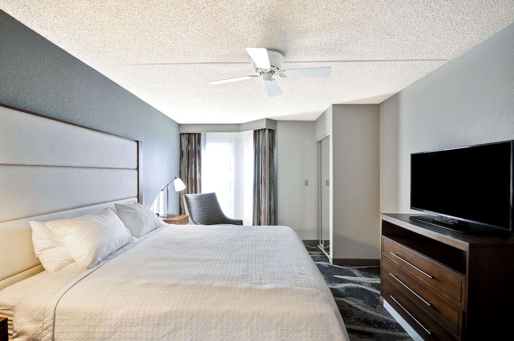 Homewood Suites by Hilton Phoenix Biltmore - photo 16