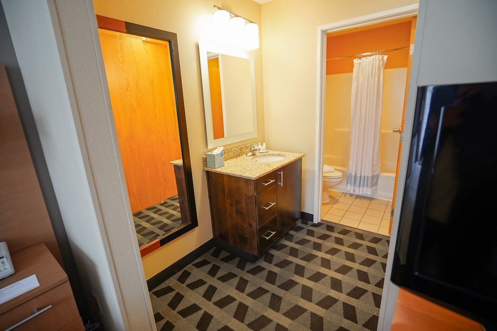 TownePlace Suites by Marriott Bend - photo 21