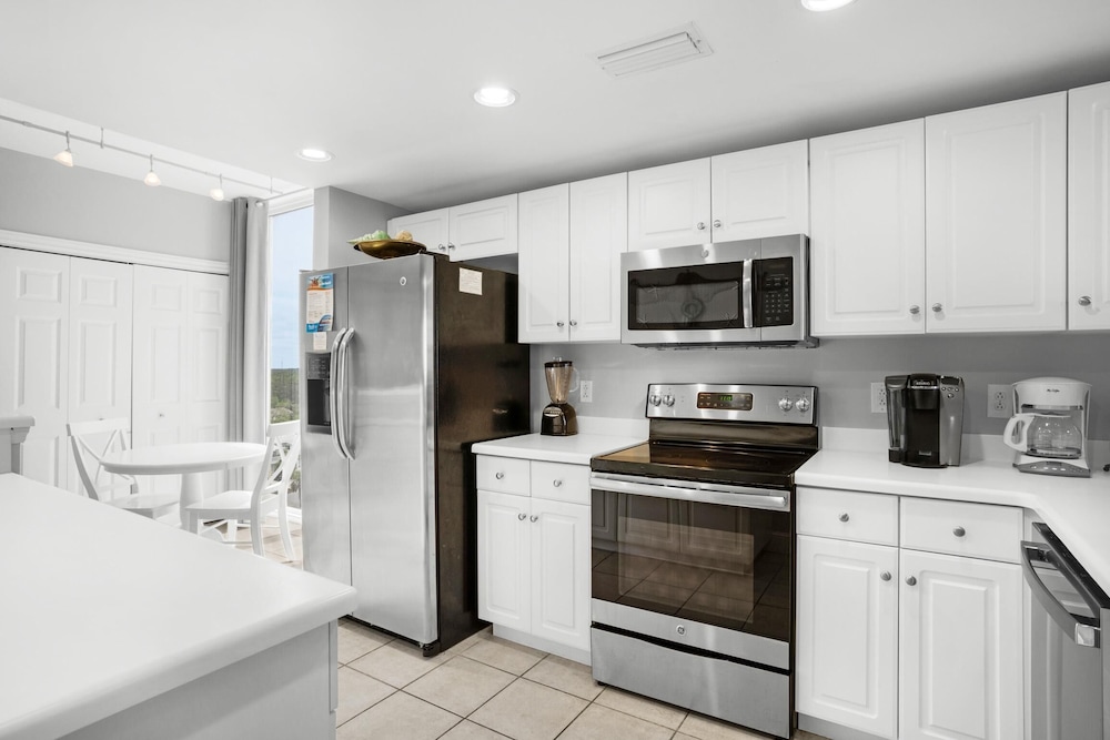 Majestic Beach Towers 2 909 - photo 6