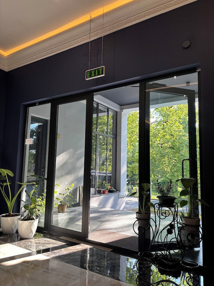Reception hall