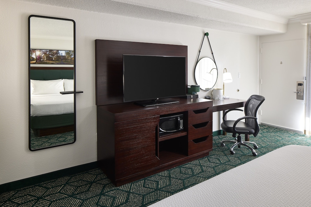 Ohio University Inn & Conference Center - photo 12