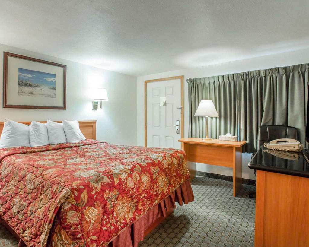 Rodeway Inn Newport - photo 20