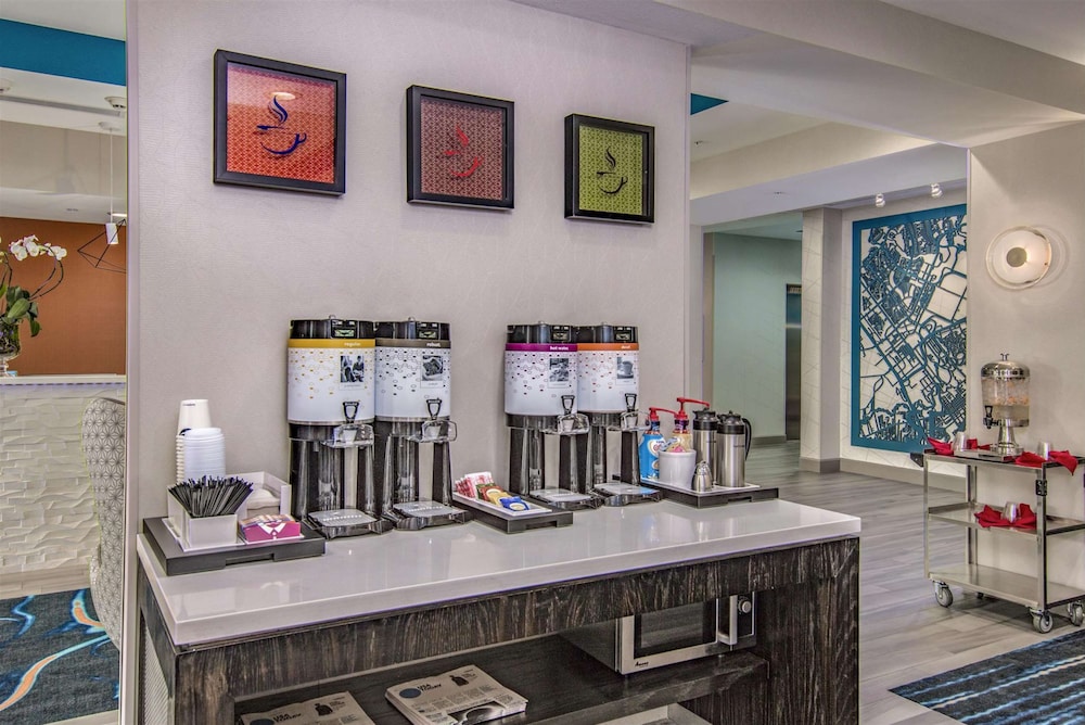 Hampton Inn Houston NASA Johnson Space Center - photo 3