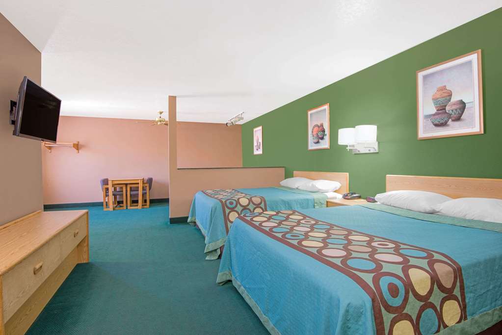 Super 8 by Wyndham Fort Sumner - photo 12