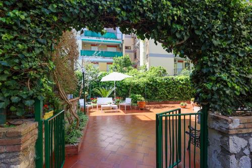 Garden House Giulia — 4-Star Luxury Hotel in Sorrento, Italy