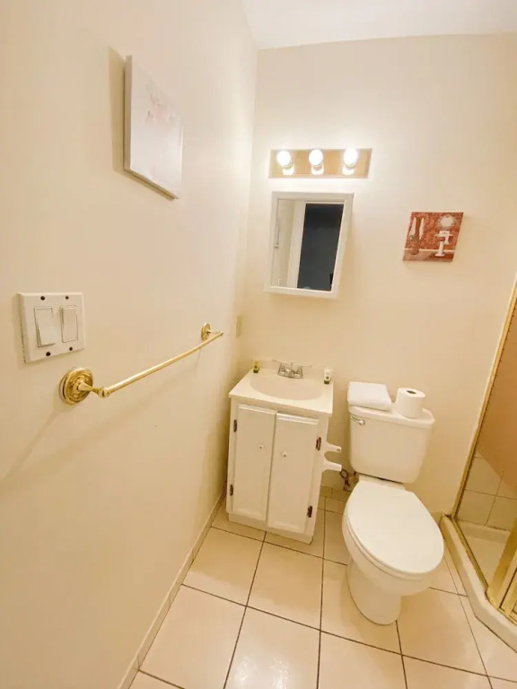 Marion Square Suites - photo 8