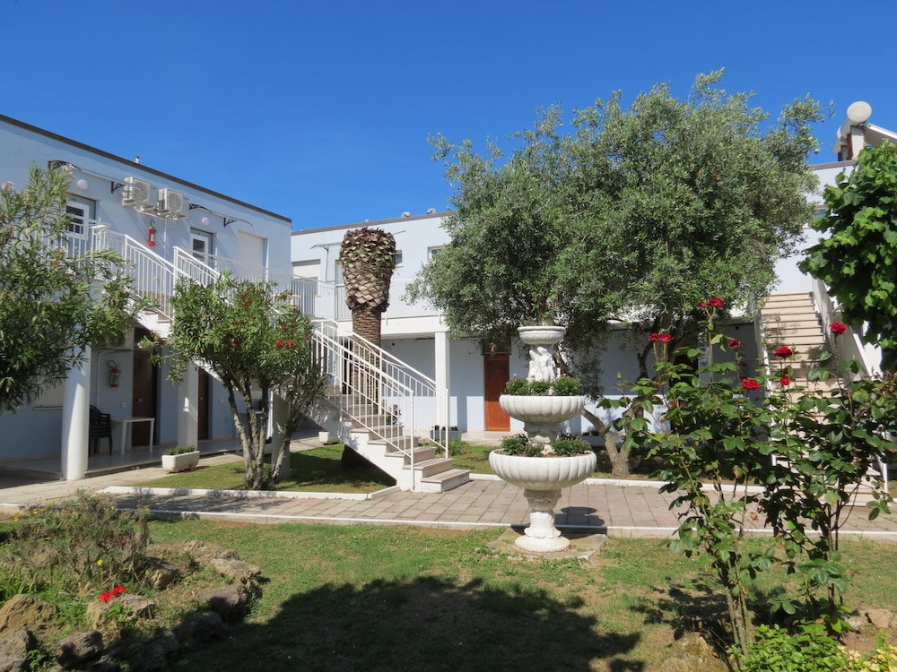Residence Mare — 4-Star Luxury Hotel in Fermo, Italy