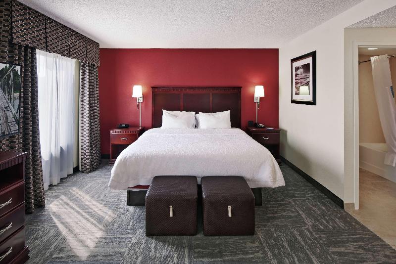 Hampton Inn & Suites Millington - photo 25
