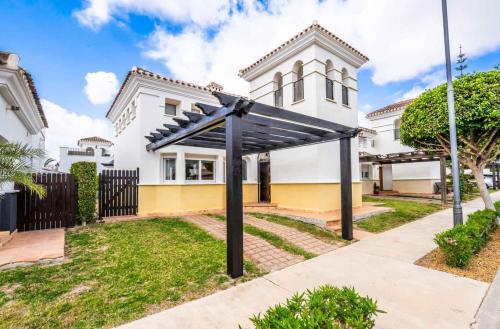 Casa de Kendo Luxury Family Property on 5 Star la Torre Golf Resort Private Heated Pool in Torre-Pacheco, Spain