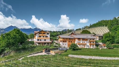 Trinnerhof Hof Chalets und Obsthof in Naz-Sciaves - Natz-Schabs, Italy