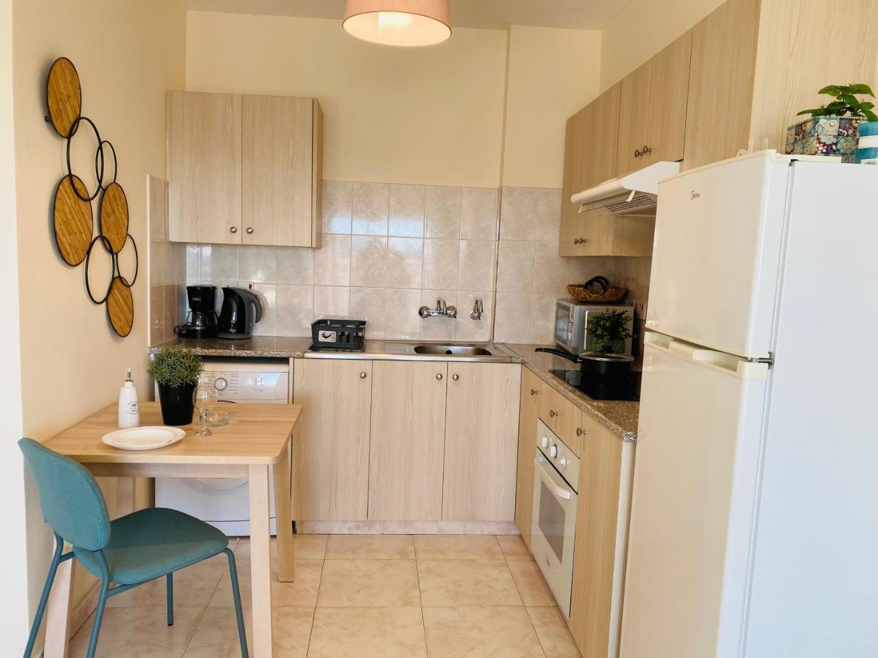 Sunny 2 Br Apartment in Mackenzie
