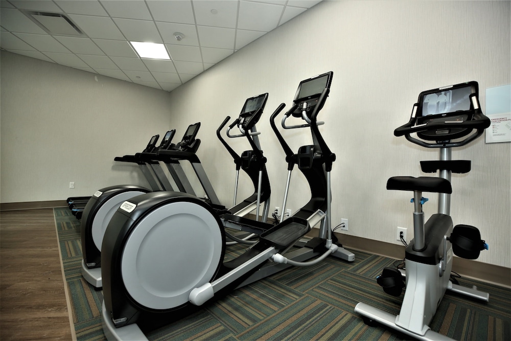Holiday Inn Express & Suites Charlotte South End by IHG - photo 76