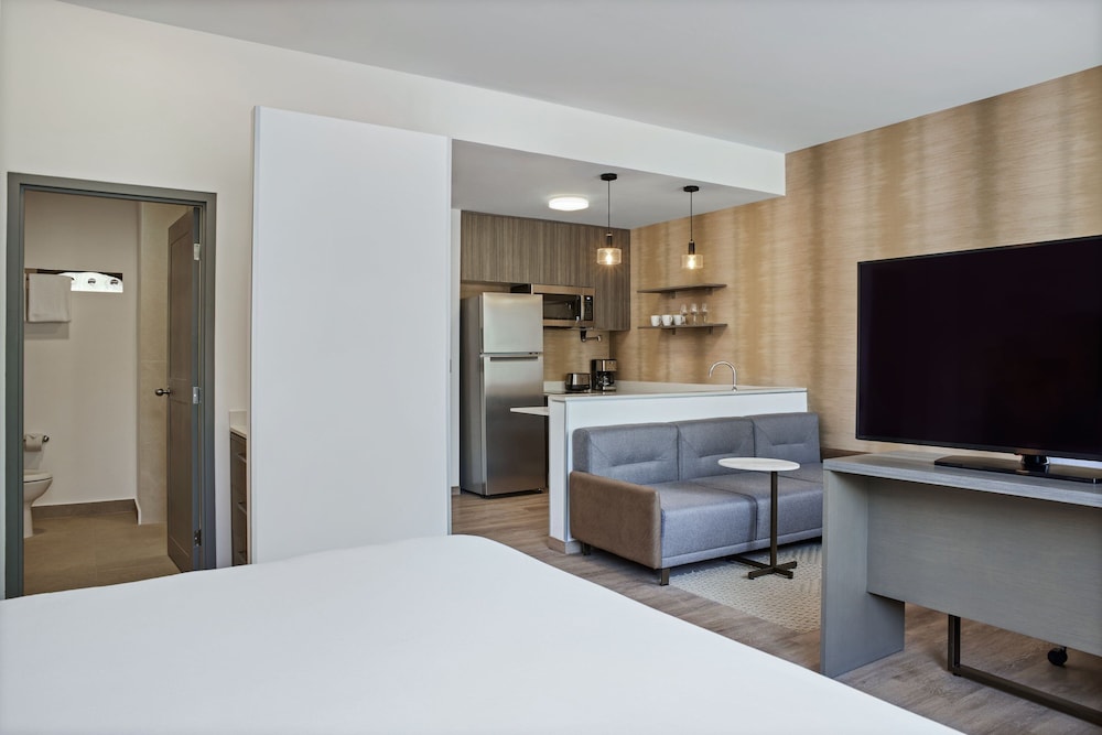 Residence Inn by Marriott Playa del Carmen