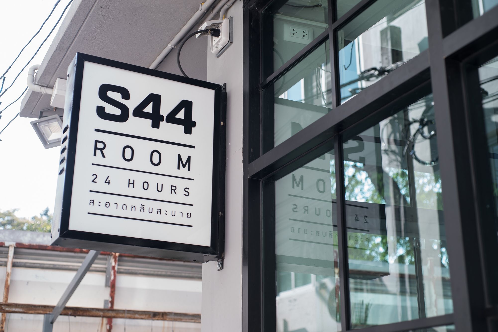 S44room - carbon neutral hotel in Bangkok