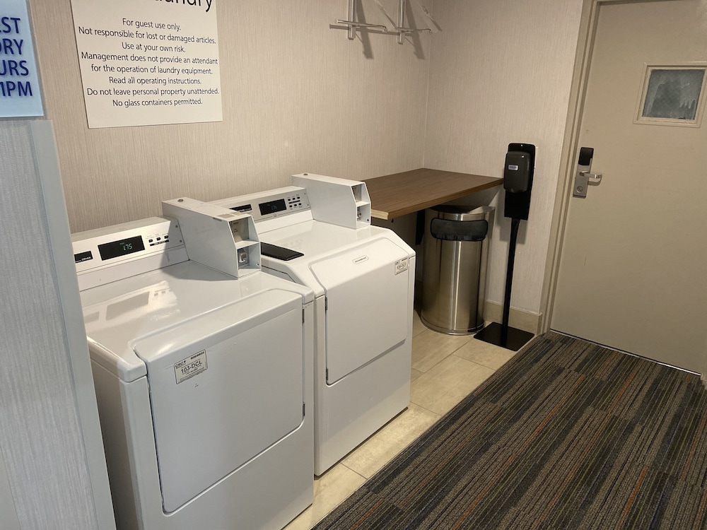 Holiday Inn Express Atlanta Stone Mountain by IHG - photo 29