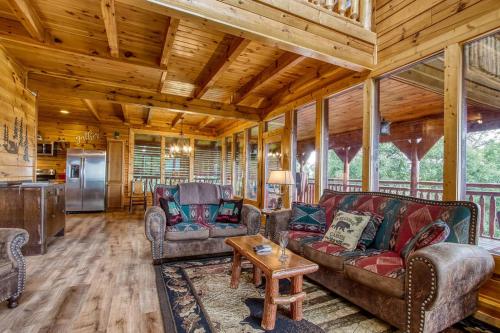 Eagles View Free Attraction Tickets Breathtaking Mountain Views Hot Tub WIFI - photo 25