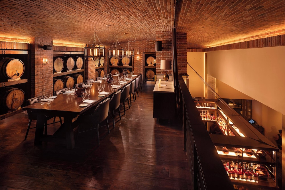 Hotel Distil Autograph Collection - photo 42