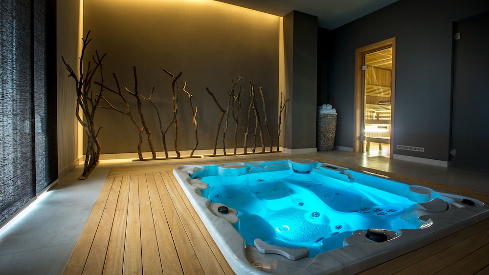 Vila Sabbia — 4-Star Luxury Hotel in Lopar, Croatia