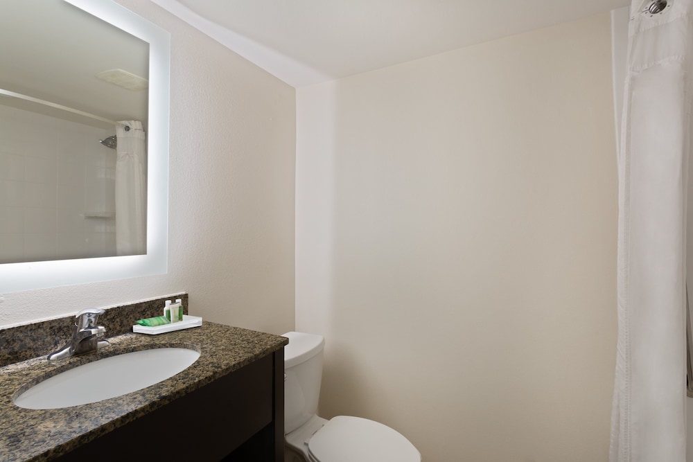 Courtyard by Marriott across Universal Orlando - photo 42
