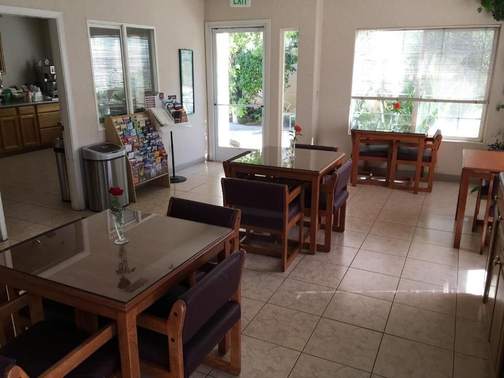 Formosa Inn - photo 23