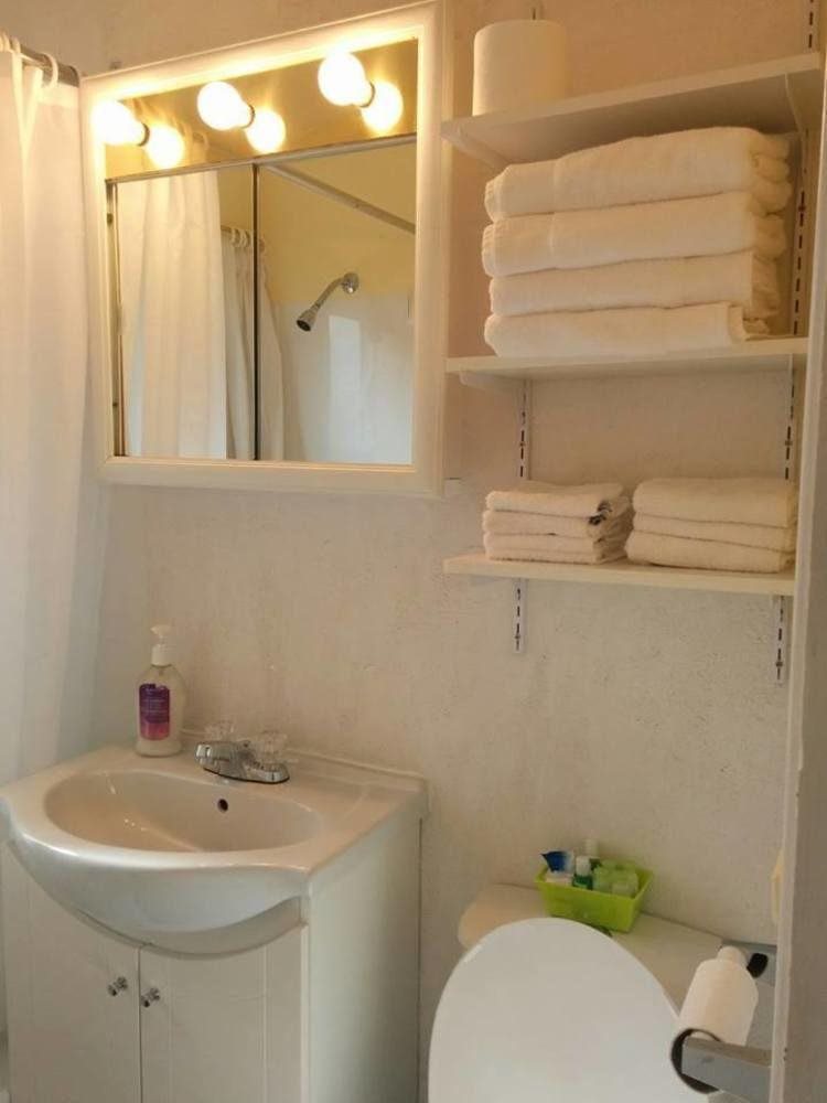 The Pinewood Adult Getaway by the Lake — hotel in Lambton Shores