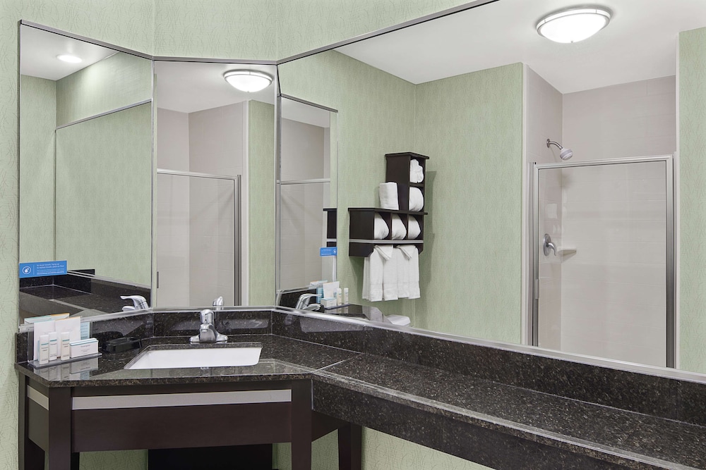 Hampton Inn Atlanta Town Center Kennesaw - photo 14