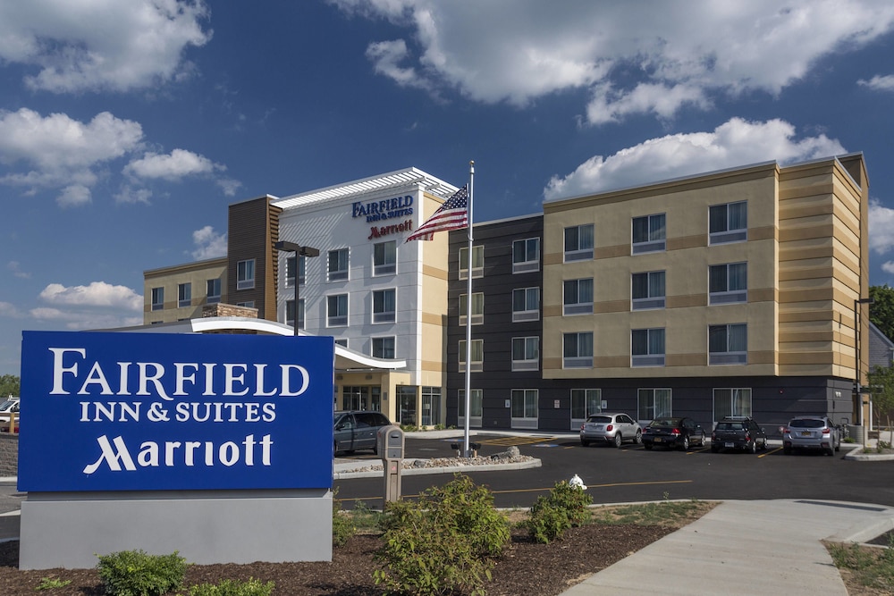 Fairfield Inn & Suites by Marriott Geneva Finger Lakes - carbon neutral hotel in Geneva
