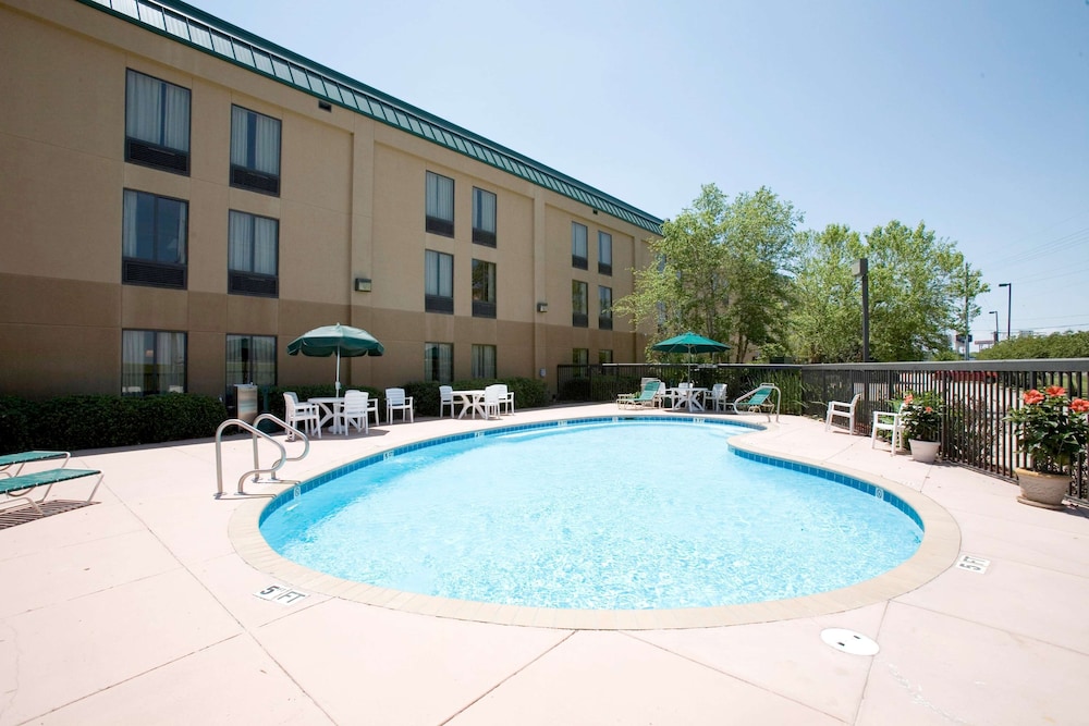 Hampton Inn Lafayette I 10 - photo 8