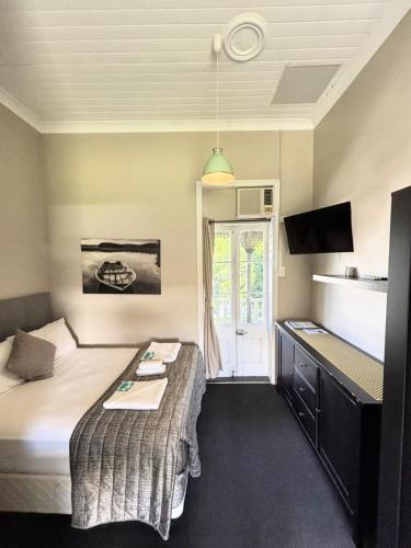 Grand Hotel Mount Morgan in Rockhampton, Australia