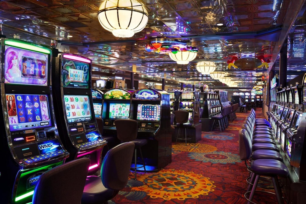 Harrah's Joliet Casino & Hotel A Caesars Rewards Destination - photo 14