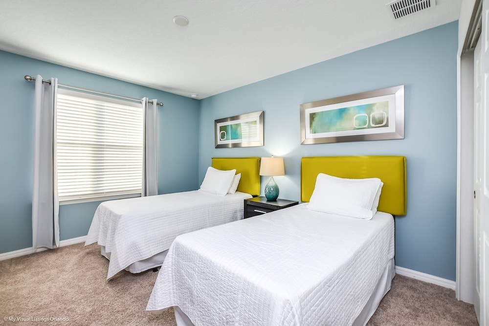 Resort Community Town Home with Pool - photo 3