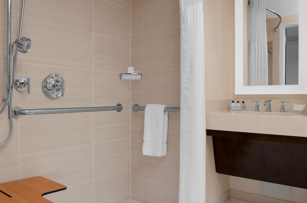 Hilton Garden Inn New York Times Square Central - photo 43