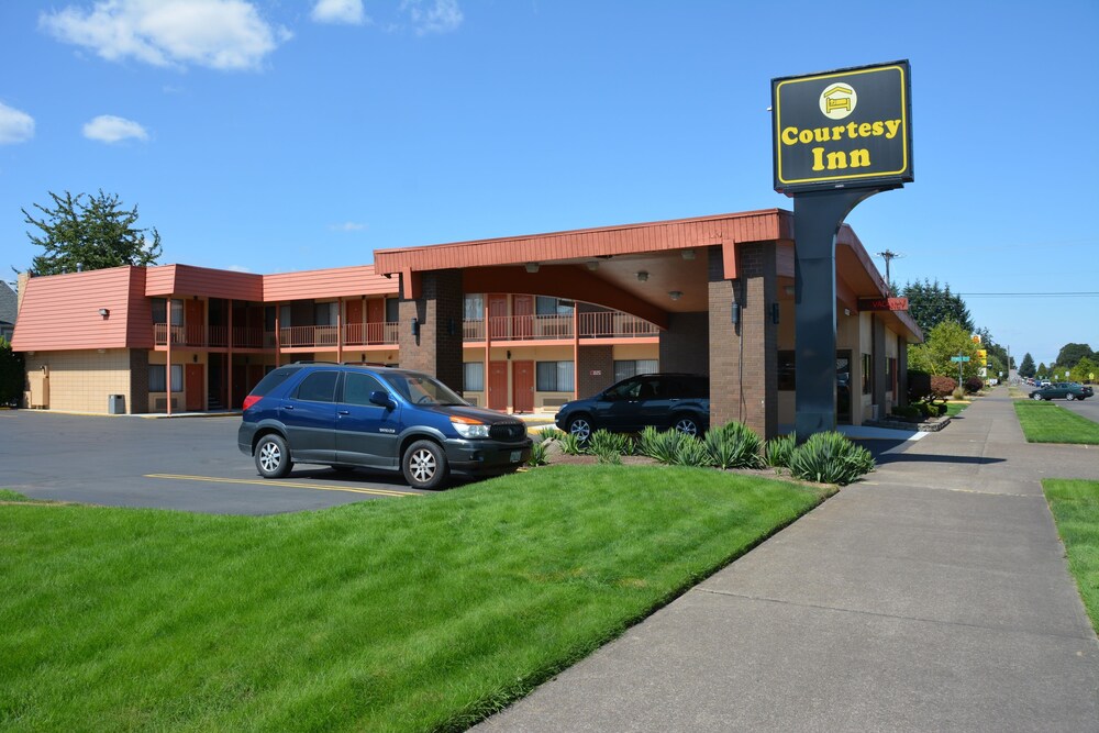 College Inn Monmouth - featured photo