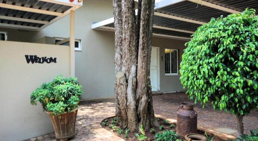 Stay 2 Live Monument Park in Pretoria, South Africa