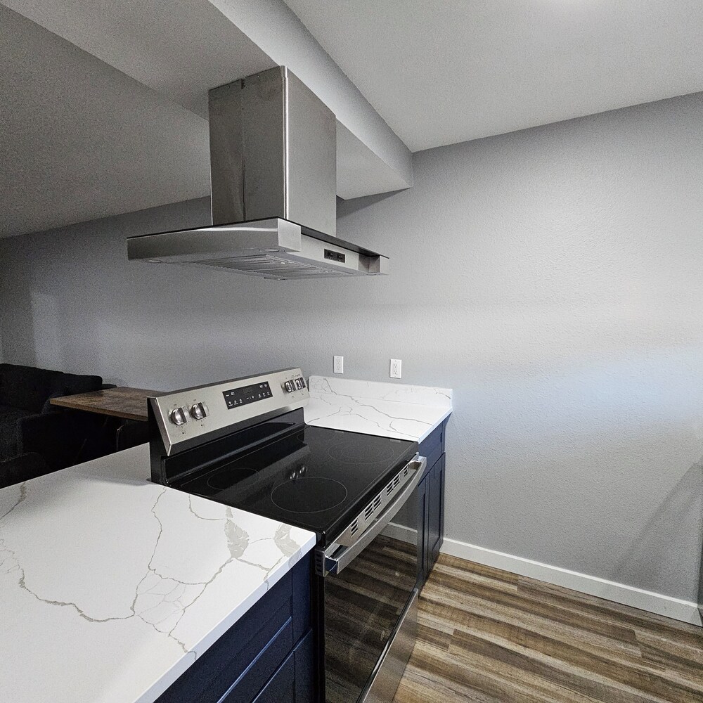 Olympic Suites Inn - photo 9